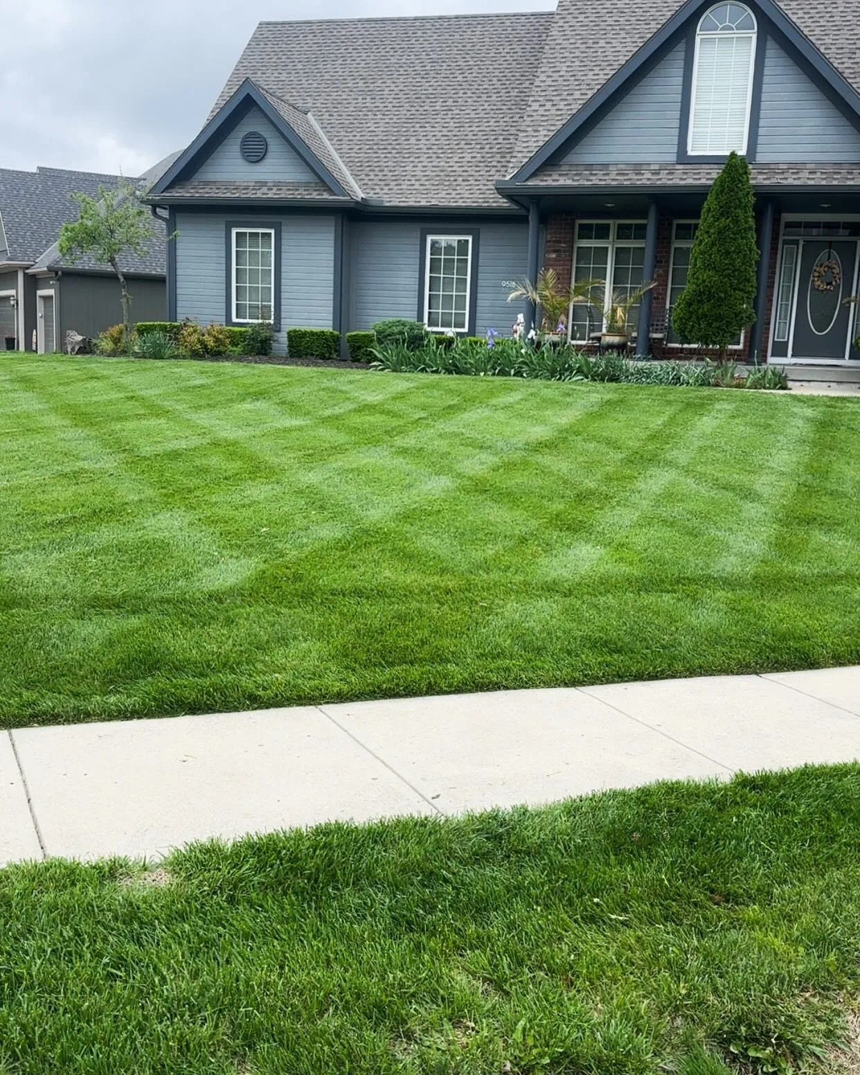 Lawn care services in Parkville, MO
